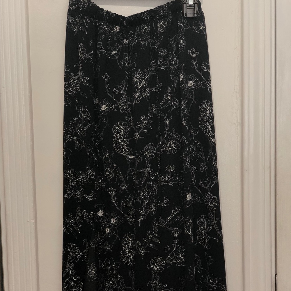 Forever 21 Floral Print Maxi Skirt